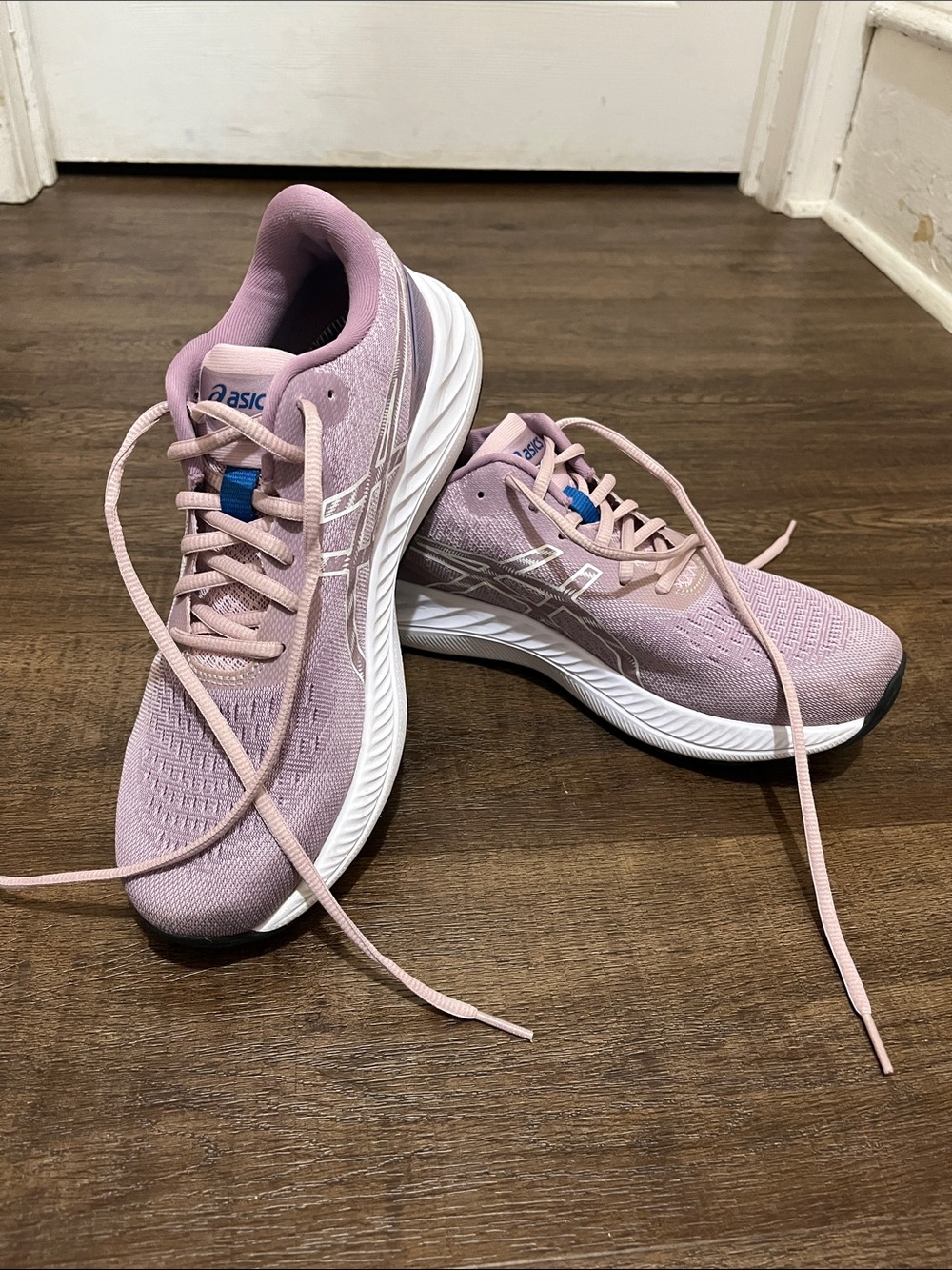 ASICS Women's Lilac Pink Running Sneakers